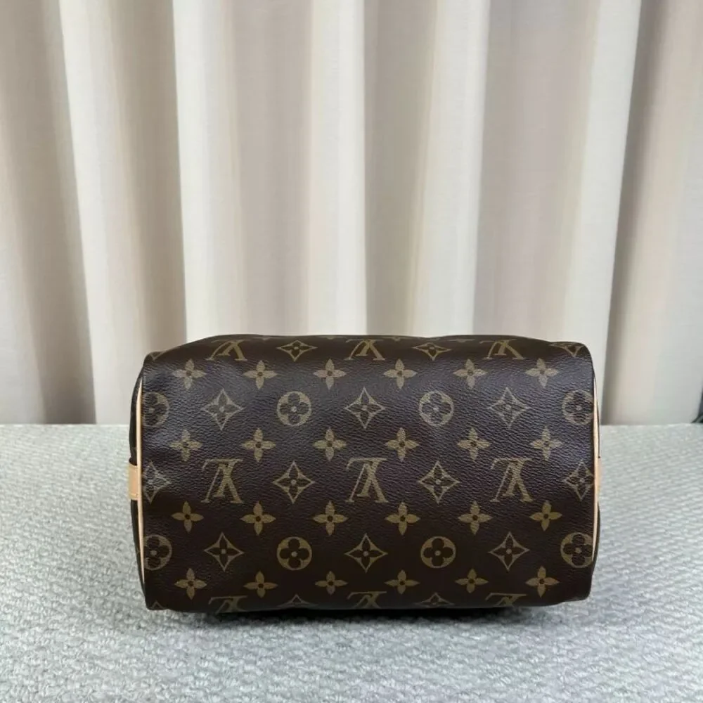 Louis Vuitton Women Pre-Loved Bag Very Good Condition
